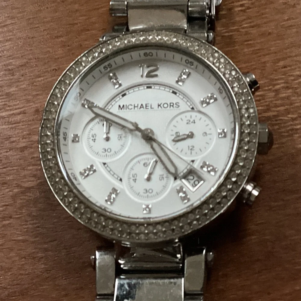 Michael Kors Parker Silver-tone Women’s Watch MK5353